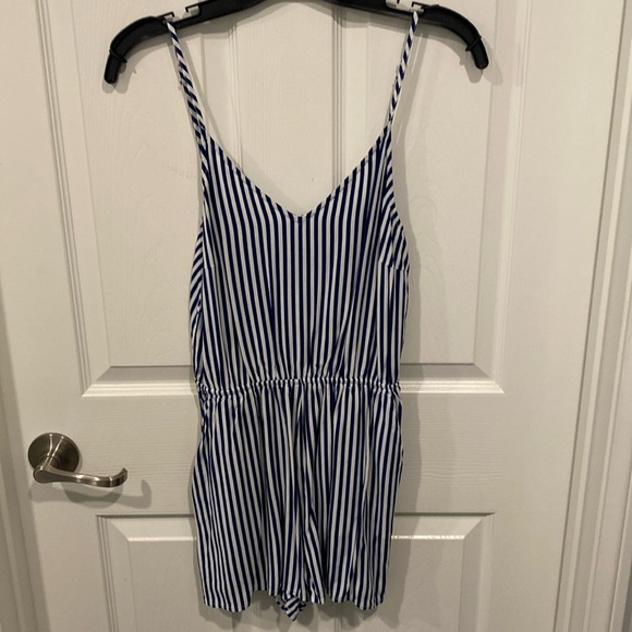 Two H&M Rompers - Picture 4 of 9